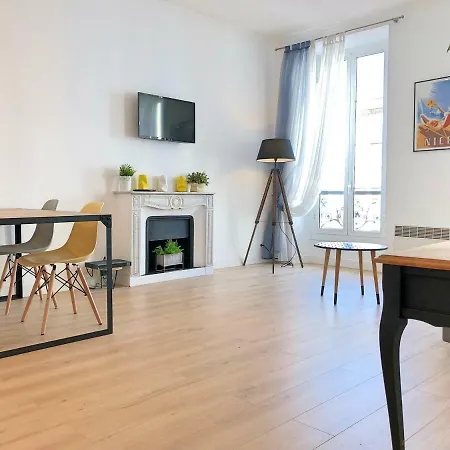Blue Perl Apartment